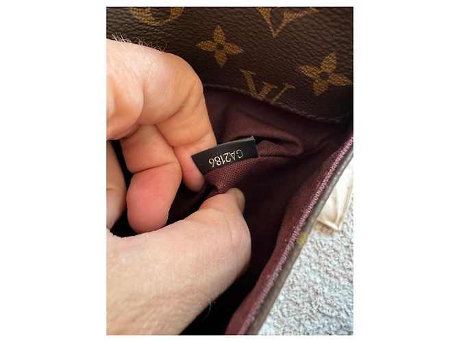 Louis Vuitton Borsa Messenger District PM Monogram Marrone Monogramma - view 9