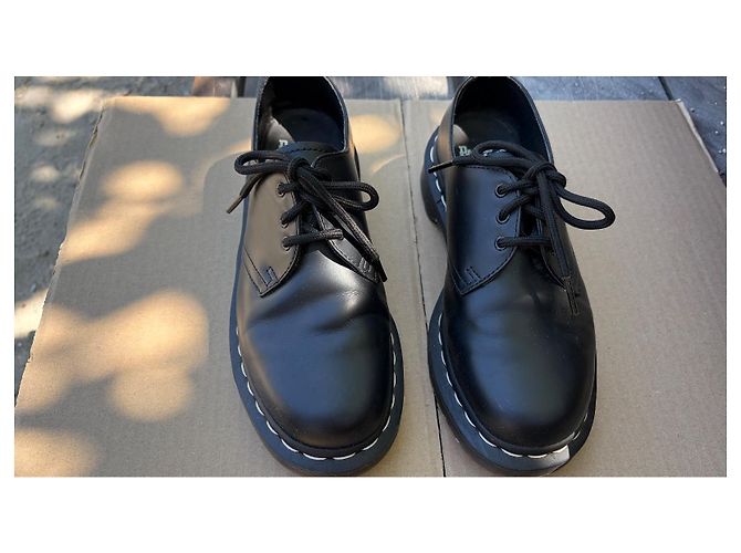 Dr. Martens 1461 Derby in Pelle Nera Nero - vista 2