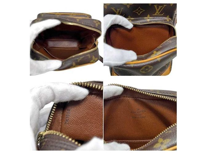 Borsa a tracolla Louis Vuitton Amazon Crossbody Marrone Monogramma - vista 3