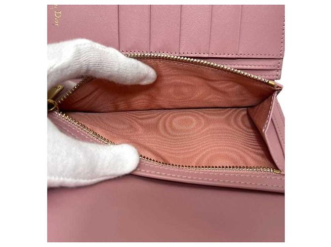 Cartera larga Christian Dior en piel rosa - vista 5