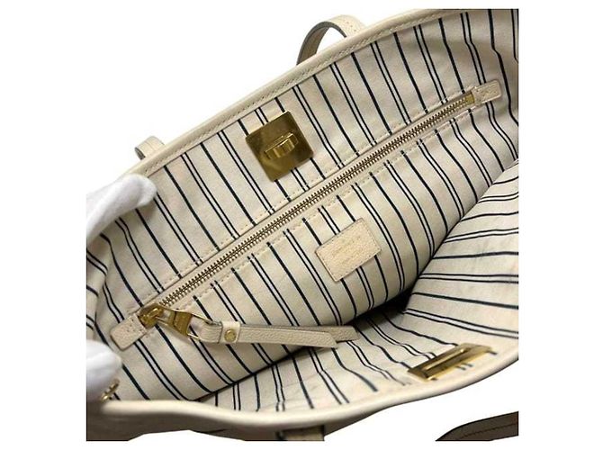 Borsa Tote Louis Vuitton Citadine PM Monogram Empreinte Branco Bege - vista 5