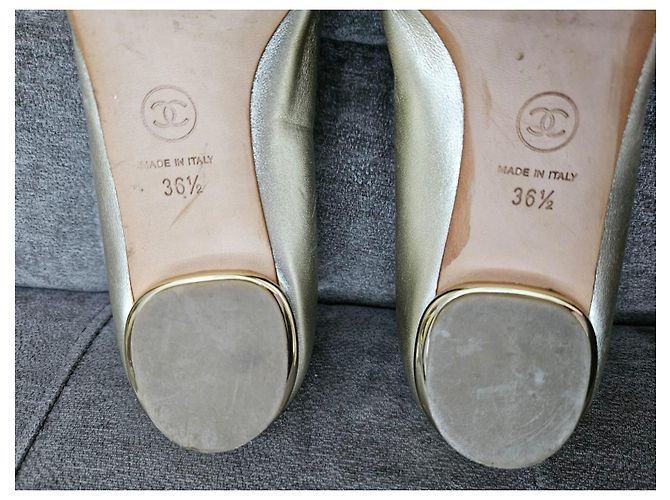 Ballerine Chanel bicolore con punta a contrasto Nero D'oro - vista 15