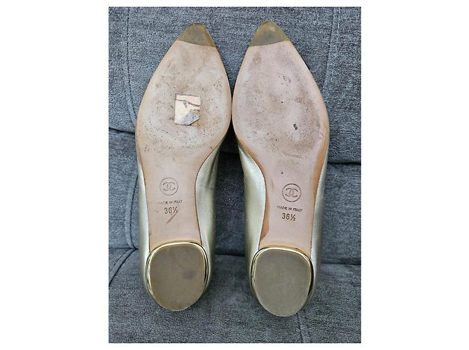 Ballerine Chanel bicolore con punta a contrasto Nero D'oro - vista 17
