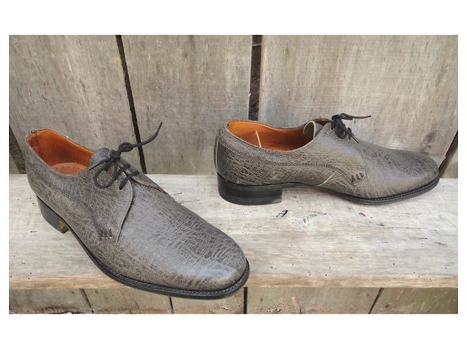 Scarpe Derby Loake in pelle grana Grigio - vista 4