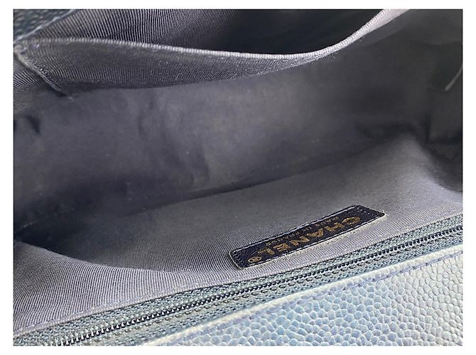 Borsa a Spalla Chanel Boy Chanel Large in Navy Blu navy - vista 12