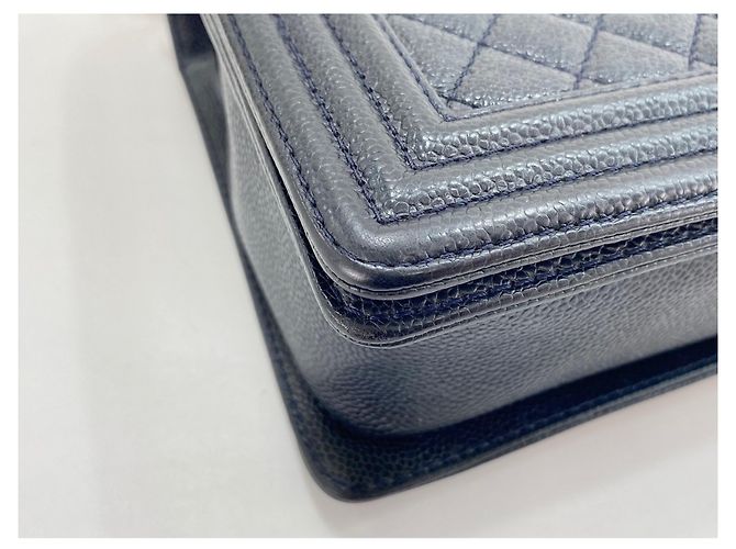 Borsa a Spalla Chanel Boy Chanel Large in Navy Blu navy - vista 9