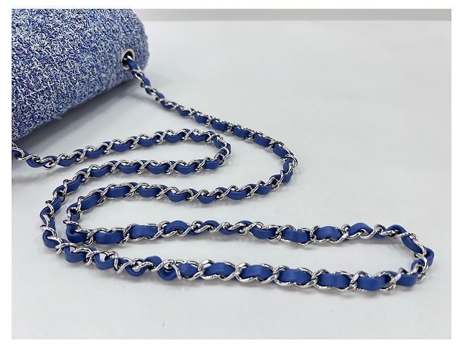 Sac à bandoulière Chanel Mini Matelassé en bleu - vue 10