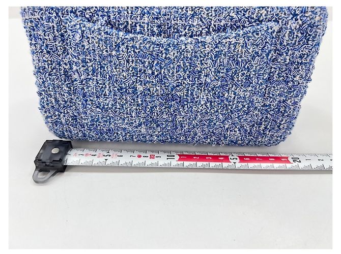 Sac à bandoulière Chanel Mini Matelassé en bleu - vue 4