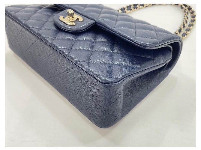 Chanel Matelassé Schultertasche Marineblau - Ansicht 7