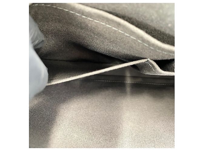 Borsa a Spalla Louis Vuitton Calypso GM Nero - vista 16