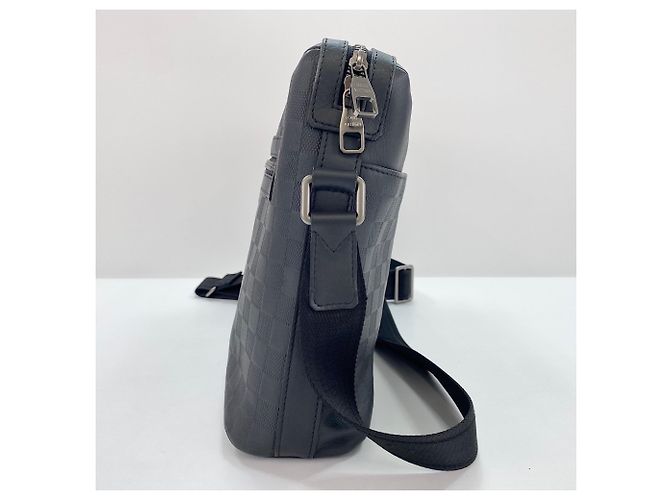 Borsa a Spalla Louis Vuitton Calypso GM Nero - vista 6