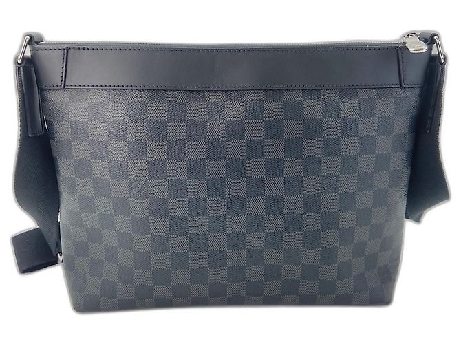 Borsa a Spalla Louis Vuitton Mick PM Nero - vista 3