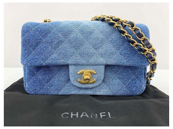 Borsa a Spalla Chanel Mini Matelassé Blu - vista 15