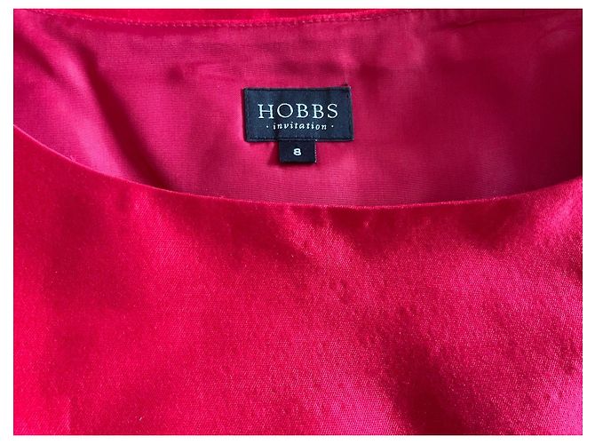 Hobbs Invitation Kleid aus roter Wolle und Seide mit Schleife - Ansicht 3