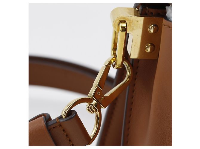 Borsa a tracolla Louis Vuitton Daufine MINI Marrone Monogramma - vista 10