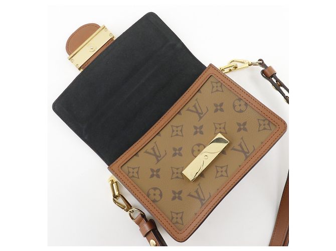 Borsa a tracolla Louis Vuitton Daufine MINI Marrone Monogramma - vista 8