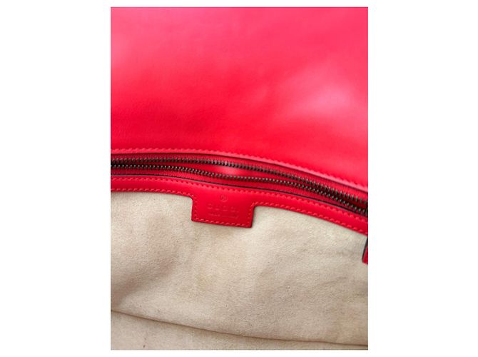 Gucci Marmont Piccola Borsa a Tracolla in Pelle Rossa Rosso - vista 8