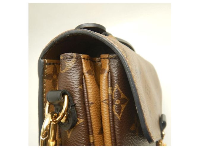 Borsa Louis Vuitton Monogram Reverse Pochette Metis MM Marrone - vista 13