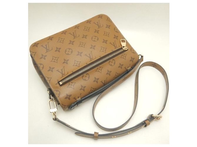 Borsa Louis Vuitton Monogram Reverse Pochette Metis MM Marrone - vista 3