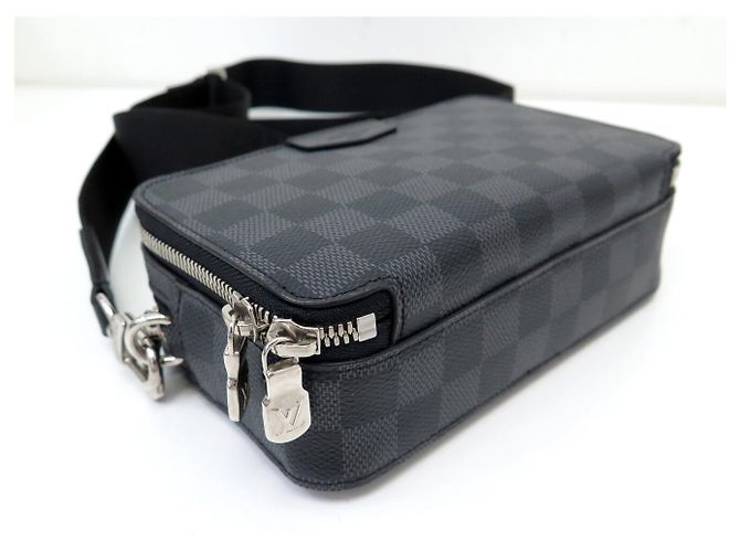 Louis Vuitton NEW VUITTON ALPHA WEARABLE N60418 DAMIER WALLET POUCH BAG Grey - view 3