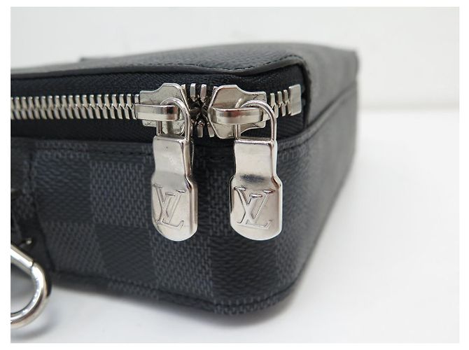 Louis Vuitton NEW VUITTON ALPHA WEARABLE N60418 DAMIER WALLET POUCH BAG Grey - view 8