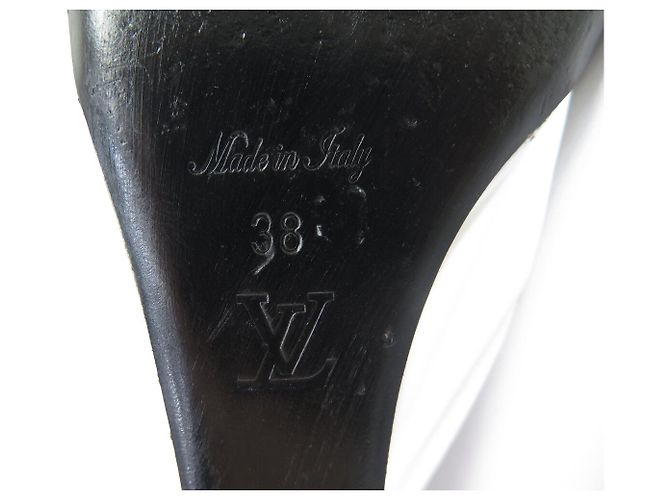 SCARPE LOUIS VUITTON PLATAFORMA FUTURISTICA XO8E4J 38 PELLE BIANCA - vista 10