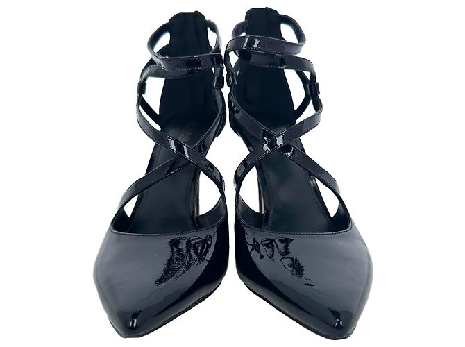 Michael Kors Catia Riemchenpumps aus schwarzem Lackleder - Ansicht 2