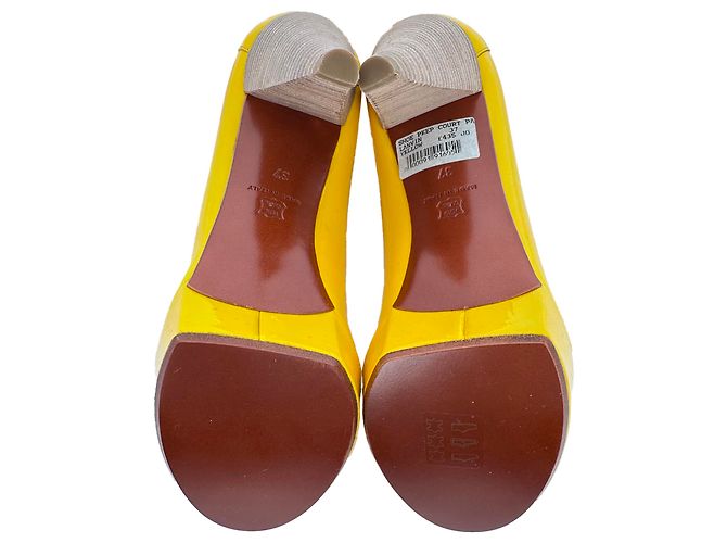 Décolleté con plateau e punta aperta Lanvin in vernice giallo - vista 8
