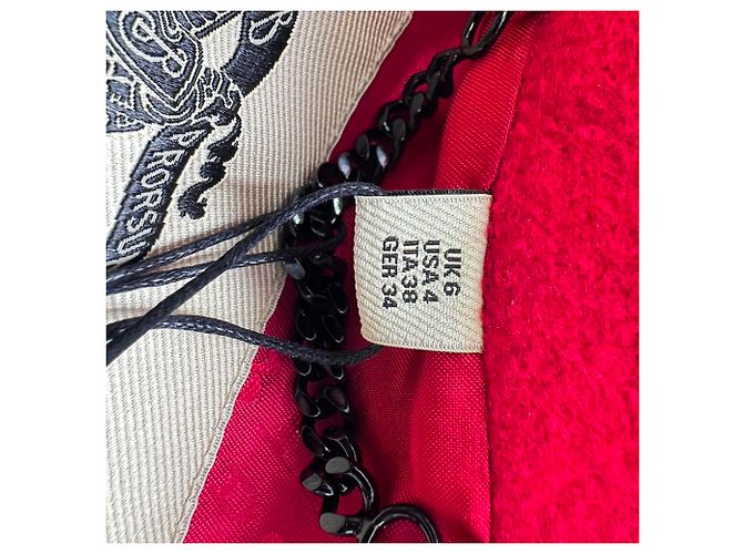 Burberry Peplum Mantel aus roter Virgin Wool - Ansicht 4