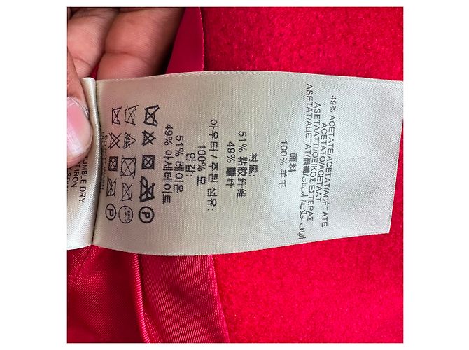 Burberry Peplum Mantel aus roter Virgin Wool - Ansicht 7
