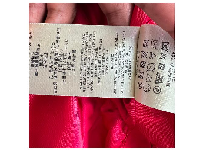 Burberry Peplum Mantel aus roter Virgin Wool - Ansicht 8