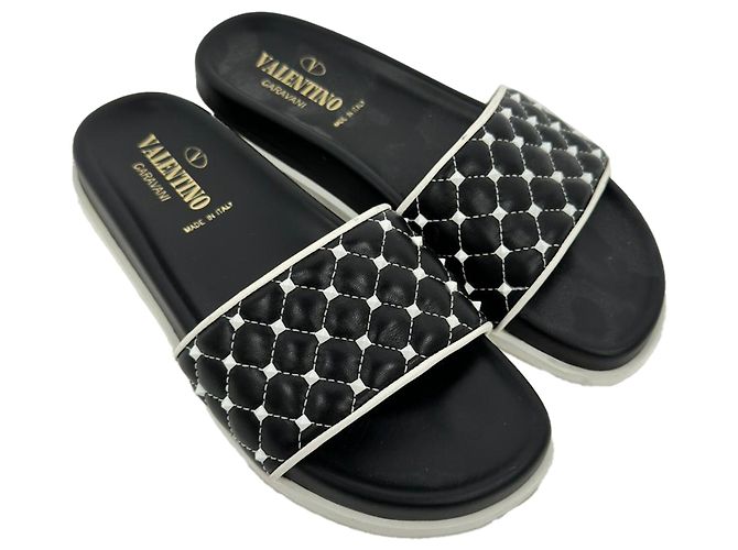 Red Valentino Sandali Rockstud Valentino Garavani in pelle nera Nero - vista 5
