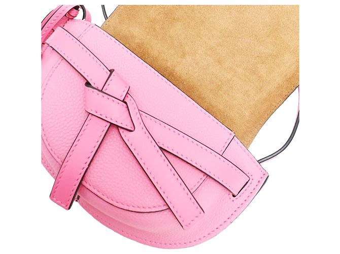 Mini Gate Crossbody Bag en piel de becerro rosa Loewe - vista 9