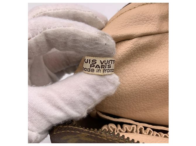 Louis Vuitton Beauty case e pochette clutch in tela monogrammata vintage Marrone - vista 7