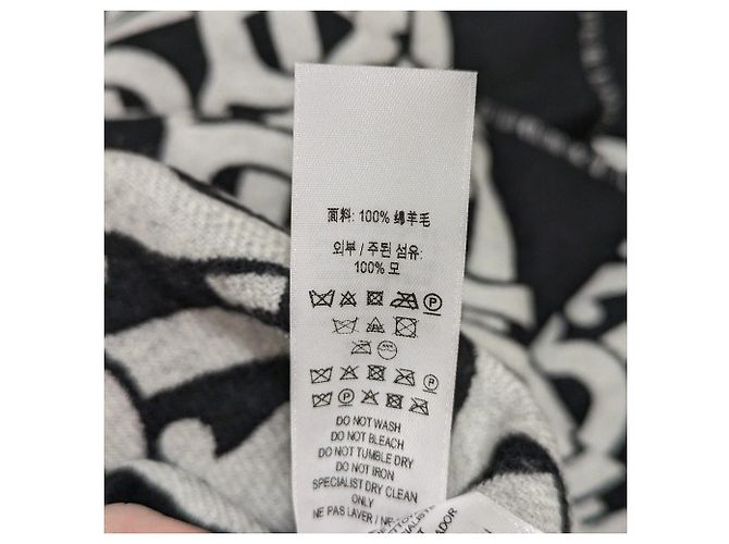 Burberry TB Logo Wollcape Schwarz - Ansicht 9
