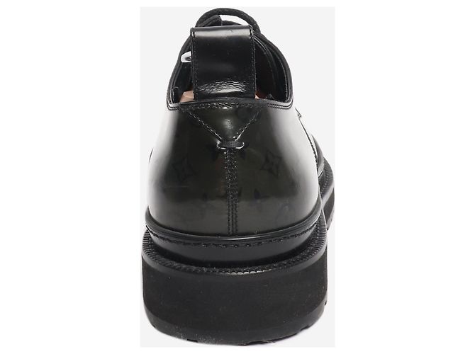 Louis Vuitton Scarpe stringate monogramma verde - taglia UK 7.5 - vista 3