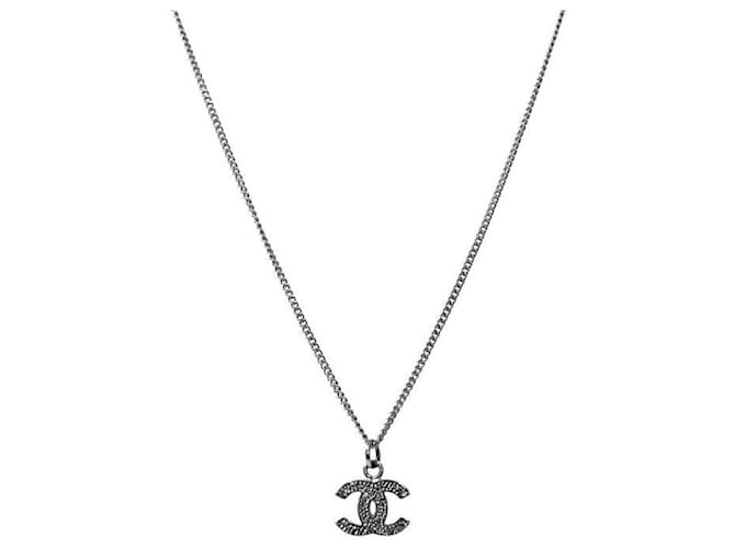 Chanel Collar Cubic CC Plata - vista 2