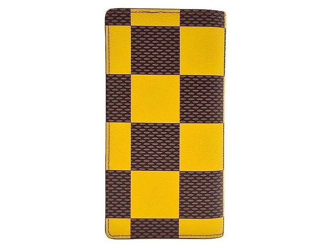 Louis Vuitton Cartera Damier Pop Braza Amarillo - vista 4