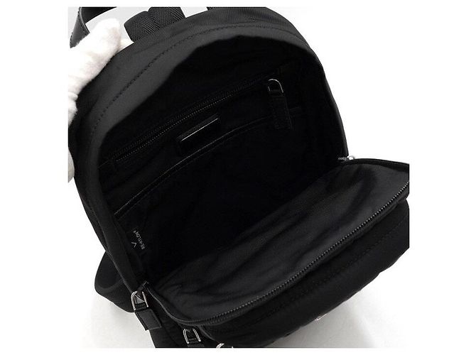 Prada Zaino a tracolla unisex in Re-Nylon Saffiano con logo triangolare nero - vista 5