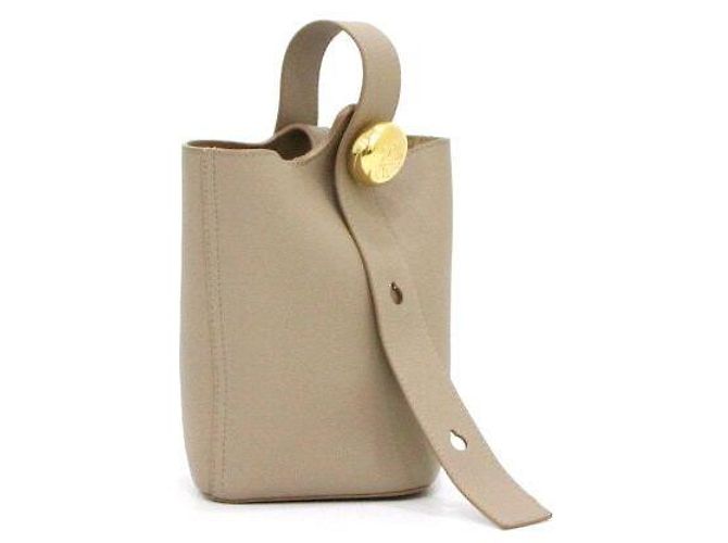 Loewe Mini borsa a secchiello e borsa a tracolla in pelle di vitello granulata color sabbia Marrone - vista 3