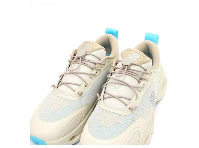 Loewe Sneaker On Running Cloudstratus da donna - vista 6