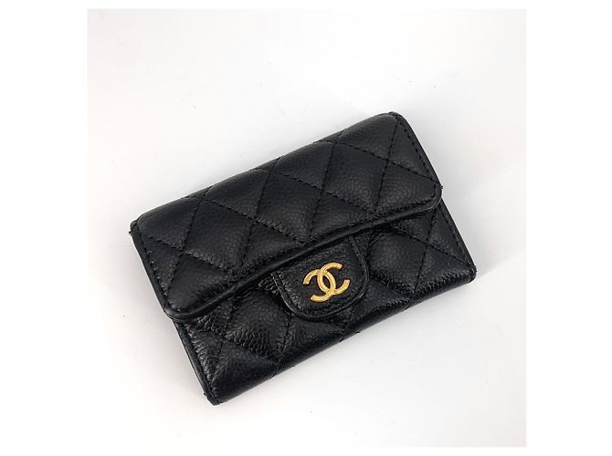 Chanel Tarjetero Classic Caviar Gold Flap Negro - vista 2