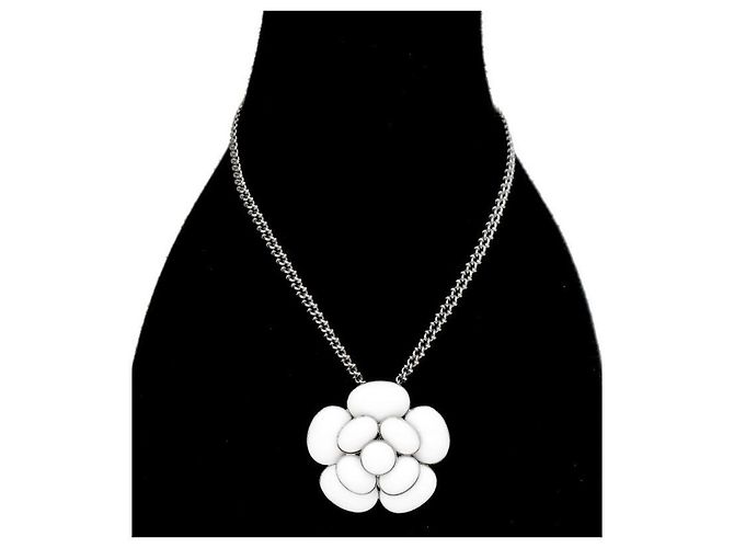 Chanel Collar de Camelia en esmalte blanco - vista 6