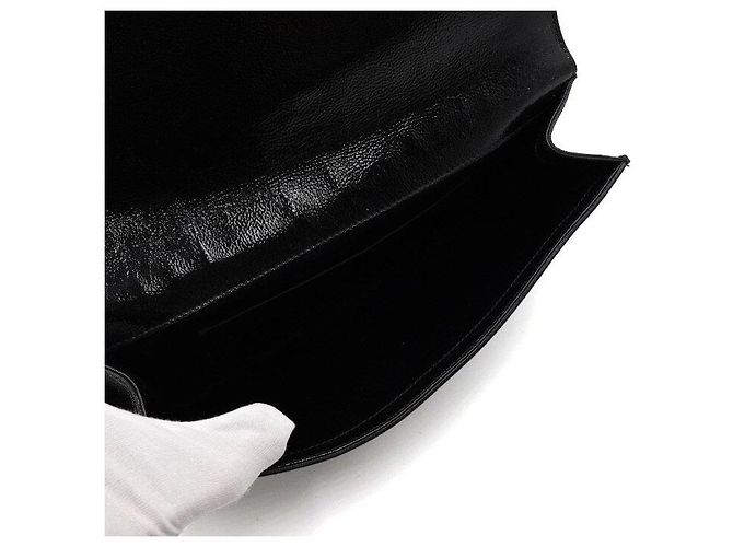 Saint Laurent Pochette Clutch con patta monogramma in vernice nera Nero - vista 5