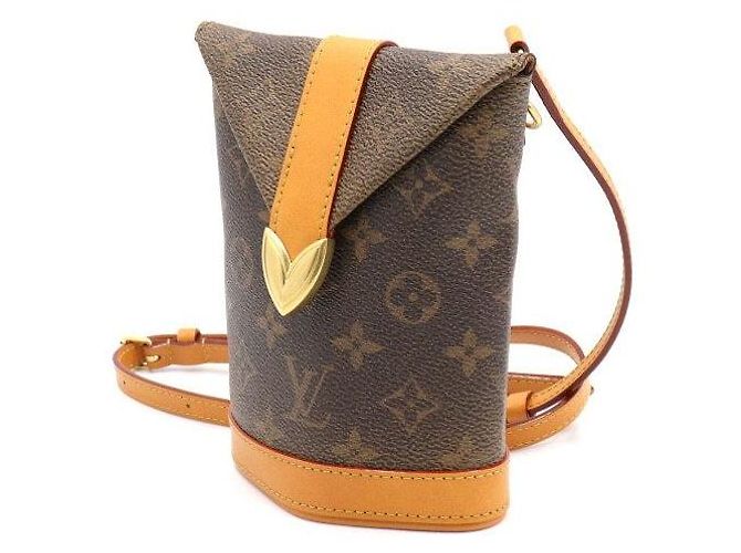 Louis Vuitton Pochette a bustina e borsa a tracolla Monogram - vista 2