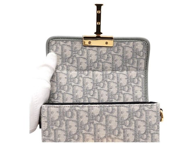 Dior Mini borsa a tracolla e crossbody Montaigne Oblique da donna - vista 7