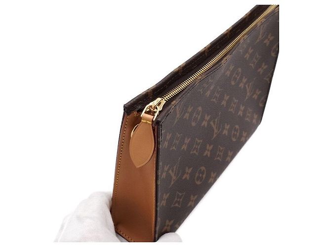 Louis Vuitton Beauty case e borsa a tracolla con catena e clutch - vista 9