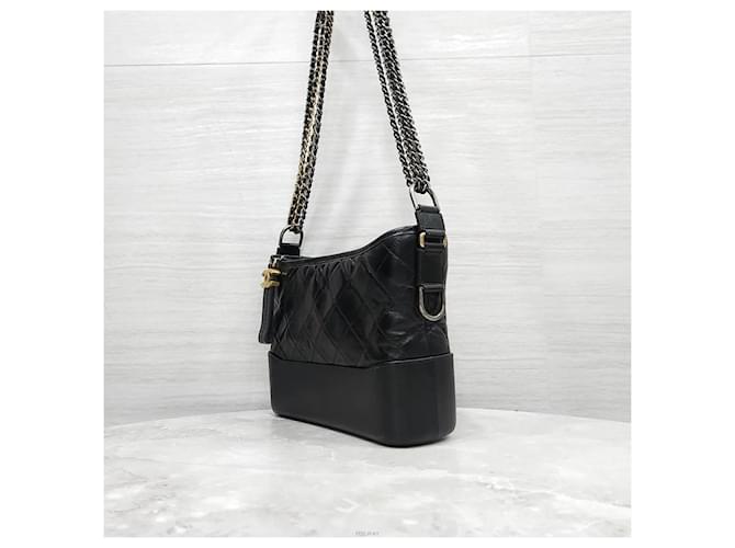 Chanel Borsa Hobo Gabrielle Medium Nera con Hardware Oro Nero - vista 2
