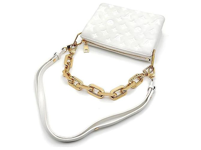 Coussin Louis Vuitton Cojín BB Blanco - vista 4