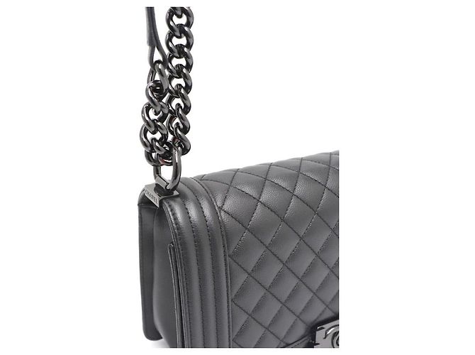 Chanel Borsa Caviar Boy Medium Nera Catena Argentata Borsa a Spalla a Tracolla Nero - vista 14